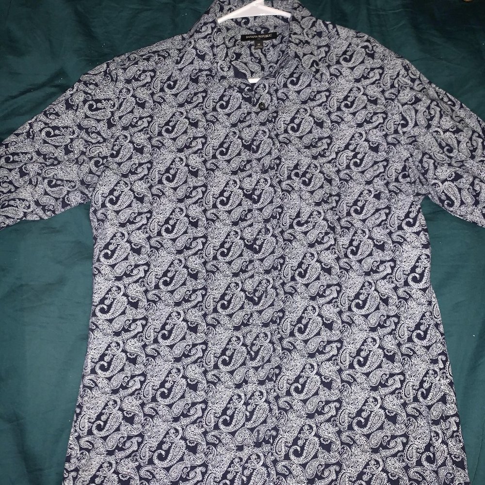 Banana Republic paisley blue dress shirt
